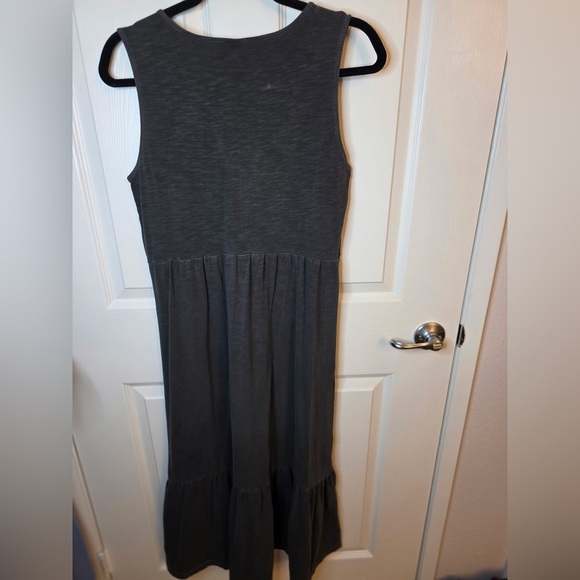 Old Navy Fit & Flare Sleeveless Tiered Midi Dress Women’s Size Small - Picture 6 of 7